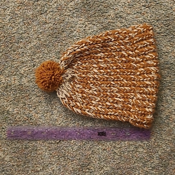 Handmade Gold and White Pompom Beanie - Picture 2 of 3